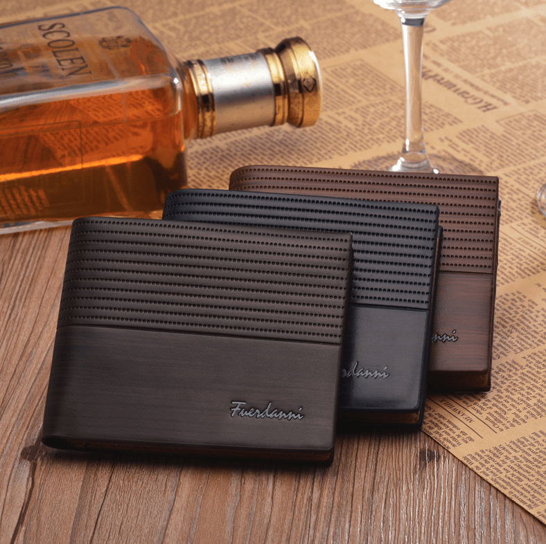 Men’s slim leather bifold wallet closed, minimalist pocket wallet for cards and cash