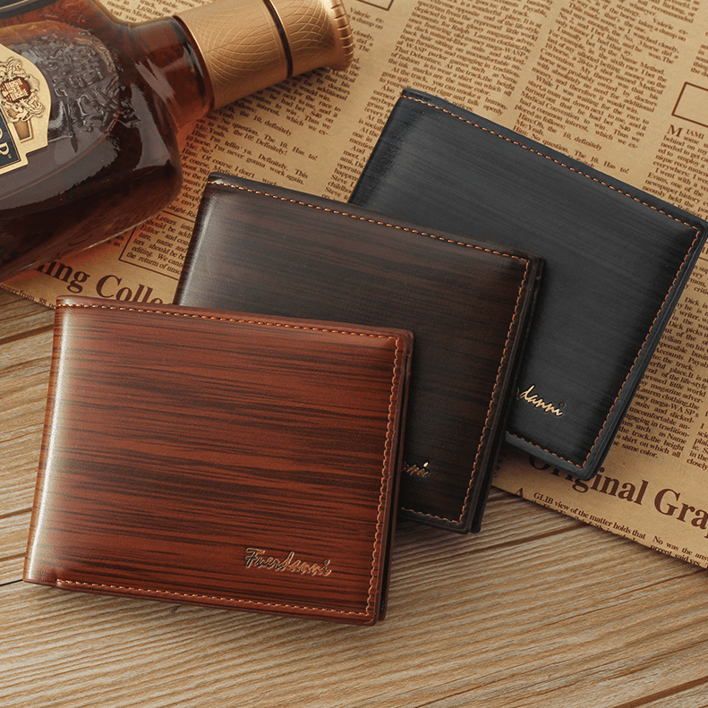 Men’s slim leather bifold wallet closed, minimalist pocket wallet for cards and cash