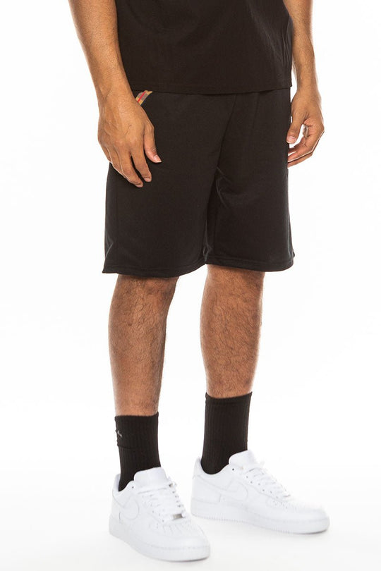 Men’s casual shorts with plaid accents and classic fit color black